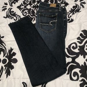American Eagle size 12 dark wash skinny jeans